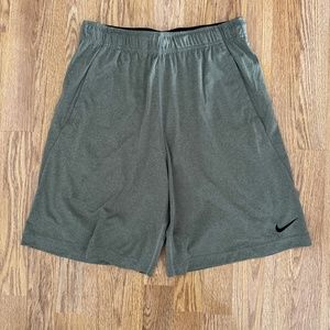 Men's Nike Dri-Fit Shorts Sz M